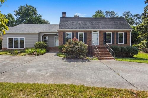 205 Hart Cir, Dallas, GA, 30132-3703 | Card Image