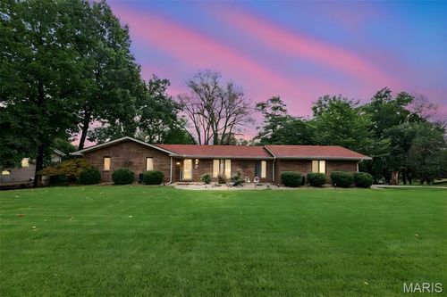116 Lotus Dr, Edwardsville, IL, 62025-4233 | Card Image