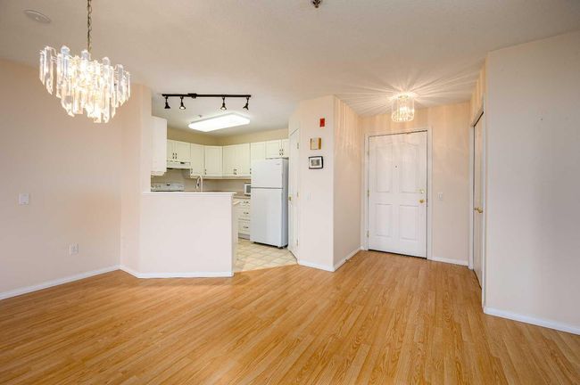 2131 - 1818 Simcoe Boulevard Sw, Condo with 2 bedrooms, 2 bathrooms and 1 parking in Calgary AB | Image 9