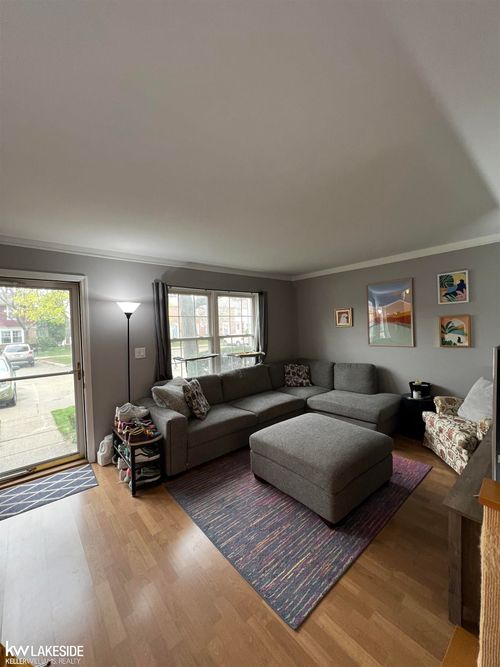 2649 Seaton Circuit S, Warren, MI, 48091-1681 | Card Image