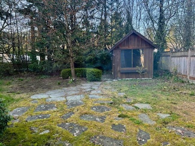 886 E 29 Th Street, House other with 3 bedrooms, 2 bathrooms and 3 parking in North Vancouver BC | Image 21