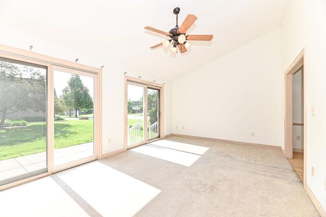 B - 540 Mc Aurther Lane, Condo with 2 bedrooms, 2 bathrooms and null parking in Brookfield WI | Image 17