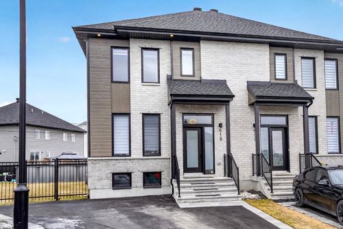 610 Rue Georges-Estu, Lavaltrie, QC, J5T0J8 | Card Image