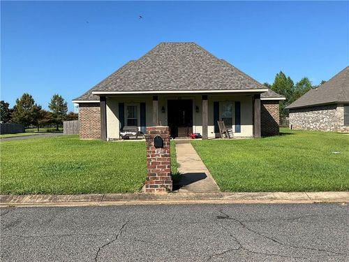 201 Grand Lakes Blvd, Alexandria, LA, 71303-5825 | Card Image
