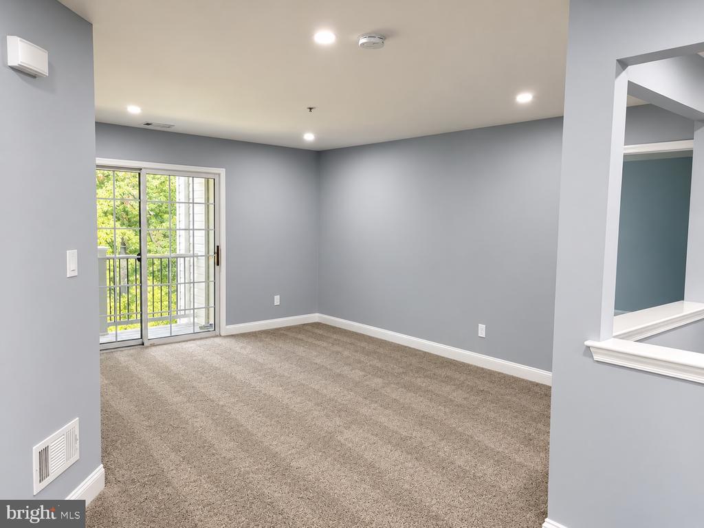 Residential Lease in EDISON 5