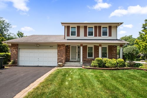18604 Carpenter St, Homewood, IL, 60430-3536 | Card Image