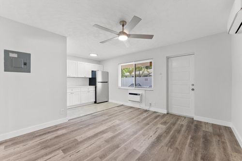 2-1632 Ne 4th Place, Fort Lauderdale, FL, 33301 | Card Image