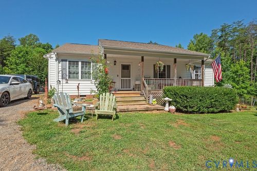 1799 W Chapel Dr, Bumpass, VA, 23024-2425 | Card Image