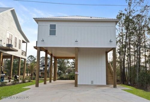 4065 Blue Jay St, Bay Saint Louis, MS, 39520-7502 | Card Image