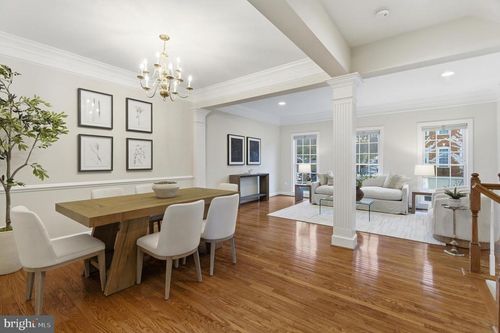 8002 Samuel Wallis St, LORTON, VA, 22079-2348 | Card Image