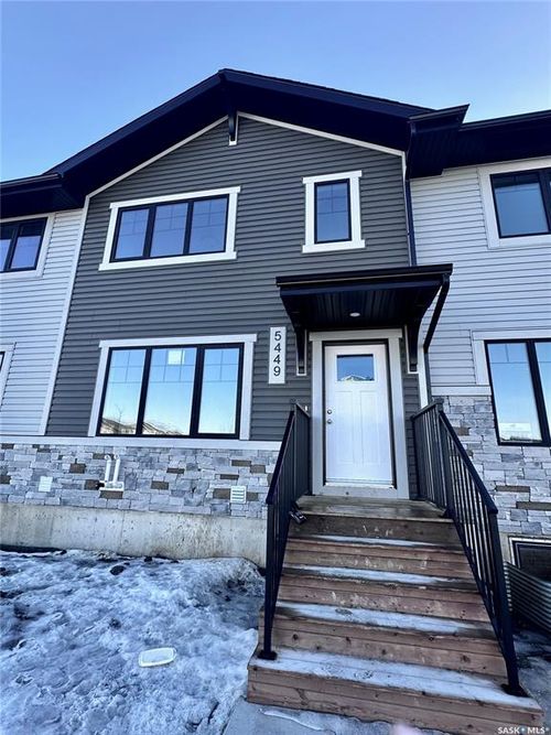 5449 Buckingham Dr E, Regina, SK, S4V4B5 | Card Image
