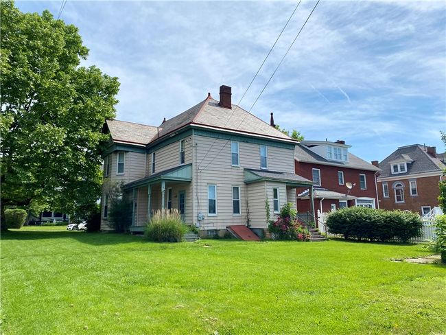 611 Loucks Ave, House other with 4 bedrooms, 2 bathrooms and 1 parking in Scottdale PA | Image 4