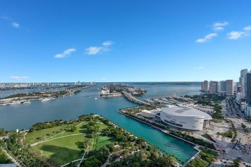 apt-4504-900 Biscayne Blvd, Miami, FL, 33132-1572 | Card Image