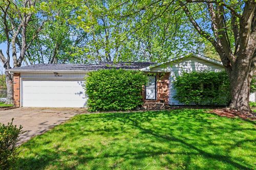 4000 Seaway Dr, Lansing, MI, 48911-2551 | Card Image