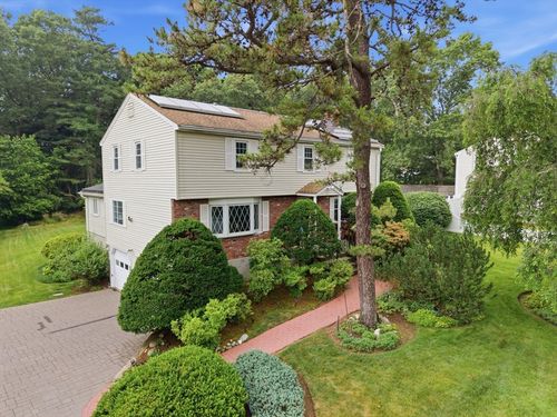 12 Swanson Rd, Framingham, MA, 01701-7635 | Card Image