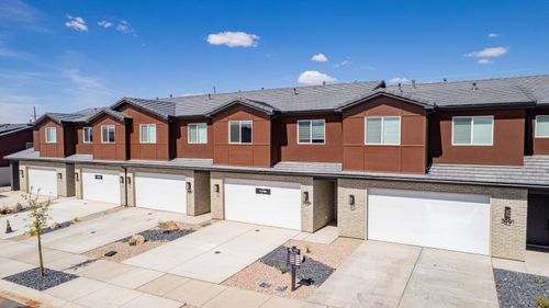 119-3989 E Razor Dr, Washington, UT, 84780-8840 | Card Image