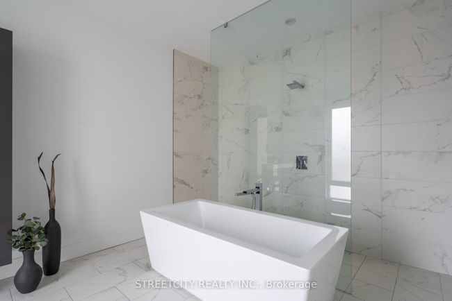 1468 Byron Baseline Rd, House other with 4 bedrooms, 4 bathrooms and 8 parking in London ON | Image 19