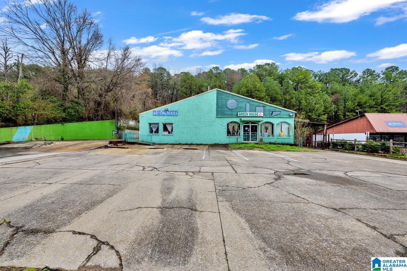 2449 Old Springville Rd, Birmingham, AL 35215