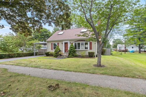 103 W Commonwealth Dr, Portland, ME, 04103-1228 | Card Image