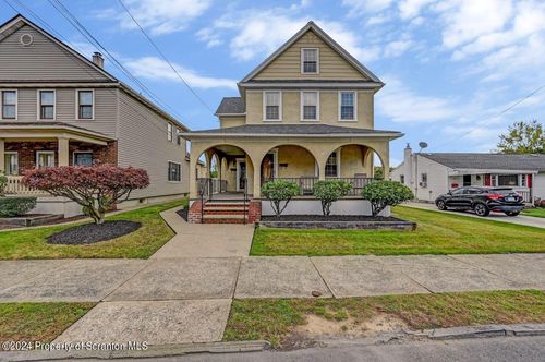 first-floor-942 Lincoln St, Dickson City, PA, 18519-1227 | Card Image