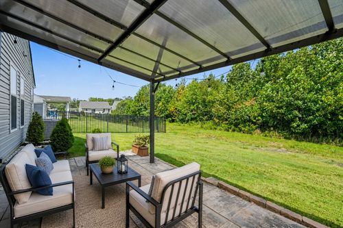 831 Wilkinson Ln, White House, TN, 37188-9240 | Card Image