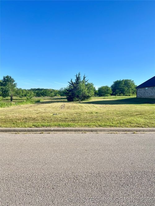 4110 Meadowlark Dr, Ardmore, OK, 73401-5868 | Card Image