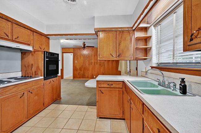 1402 Hillcrest Dr, House other with 3 bedrooms, 2 bathrooms and null parking in Sherman TX | Image 16