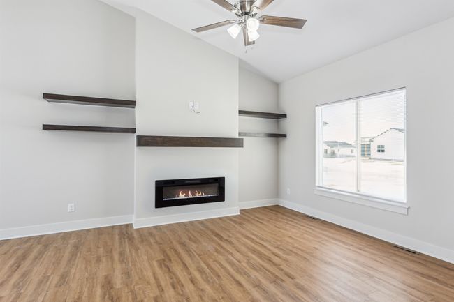 5138 N Toben Dr, House other with 5 bedrooms, 3 bathrooms and null parking in Bel Aire KS | Image 5