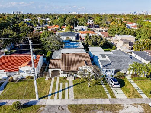 1631 Sw 21st St, Miami, FL, 33145-2845 | Card Image