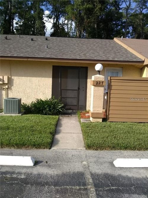 227 Creekside Way, ORLANDO, FL, 32824-9006 | Card Image