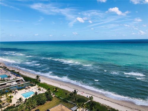 21b-1950 S Ocean Dr, Hallandale Beach, FL, 33009-7915 | Card Image