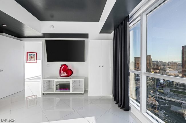 UNIT-3409 - 2700 Las Vegas Blvd S, Condo with 2 bedrooms, 3 bathrooms and null parking in Las Vegas NV | Image 33