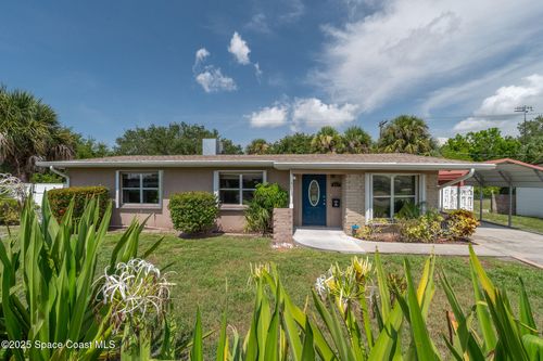 421 4th St, Merritt Island, FL, 32953-3304 | Card Image
