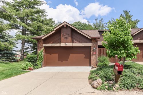 201 Brighton Ct, Greenwood, IN, 46143-1918 | Card Image
