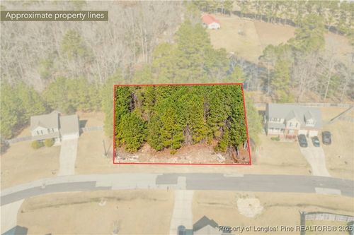 92 Carter Dr, Sanford, NC, 27332-1371 | Card Image