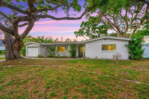 3315 W Beaumont St, TAMPA, FL, 33611-2725 | Card Image