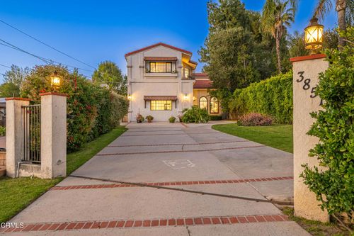 3851 4th Ave, La Crescenta, CA, 91214-2441 | Card Image