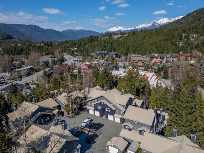 17 - 2211 Marmot Place, Townhouse with 2 bedrooms, 1 bathrooms and 3 parking in Whistler BC | Image 24