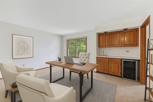 1031 Claremont Dr, Downers Grove, IL, 60516-3842 | Card Image