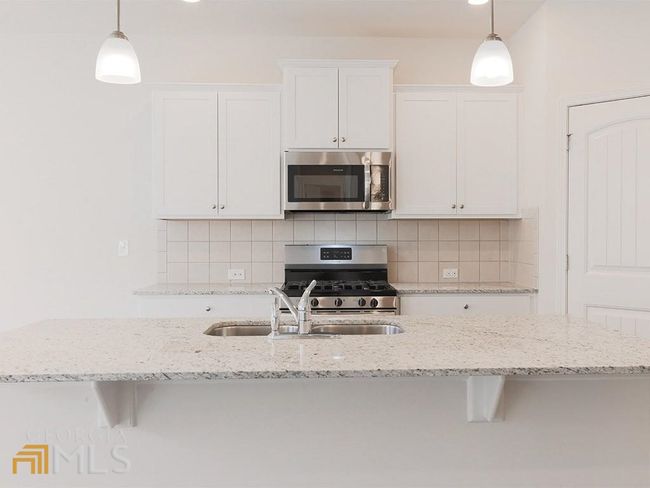 114 Valimar Dr, House other with 5 bedrooms, 3 bathrooms and null parking in Braselton GA | Image 4