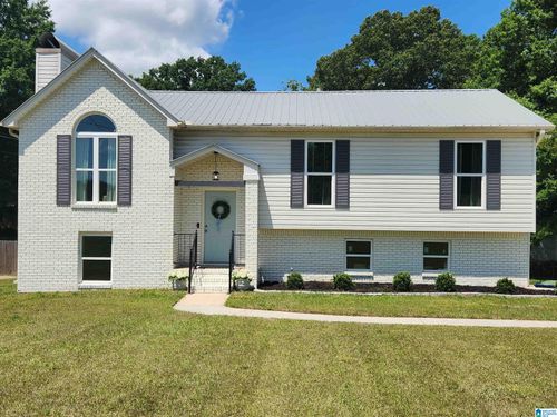 466 12th St Sw, Alabaster, AL, 35007-9409 | Card Image