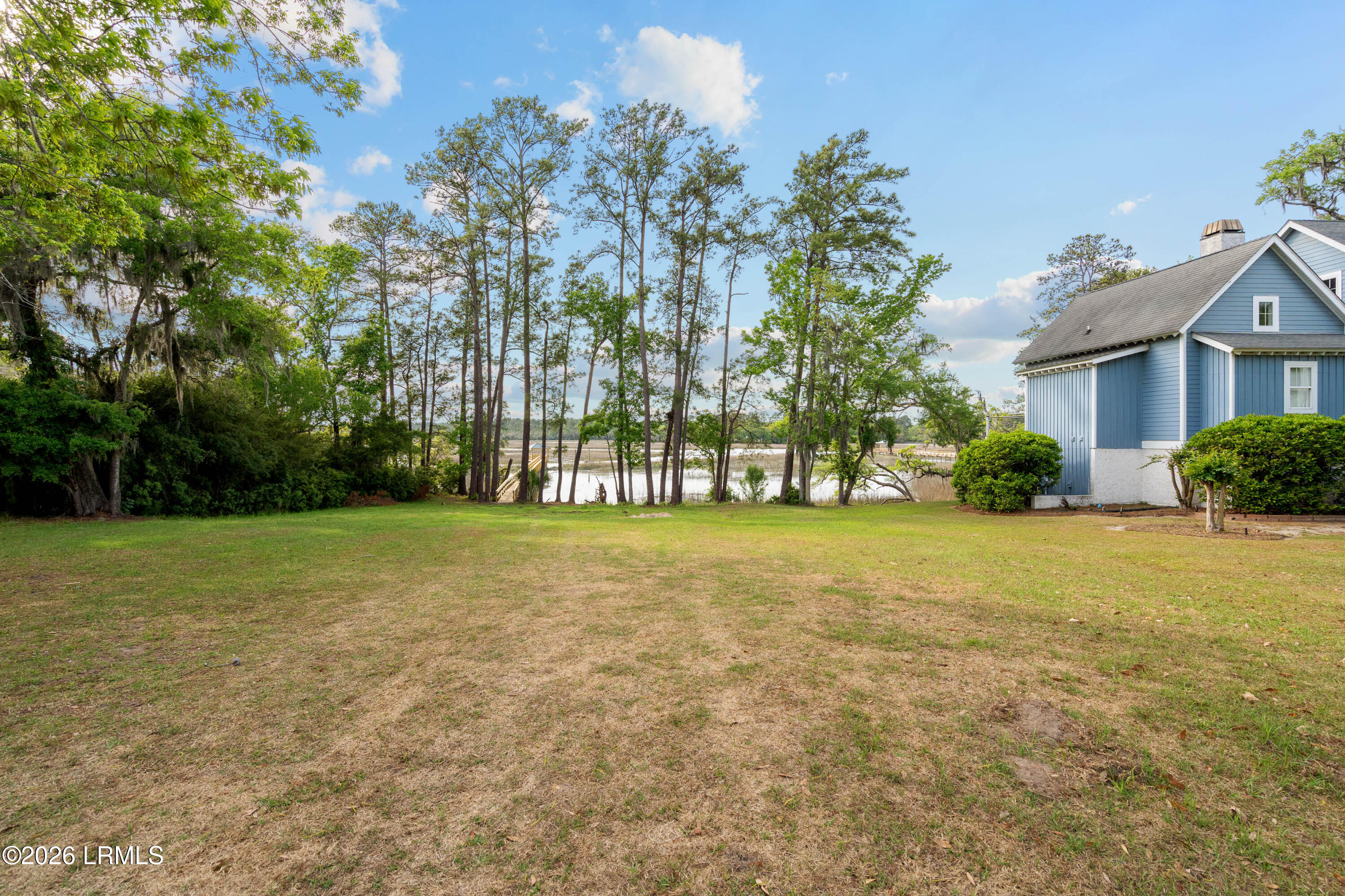 Land in Beaufort 4