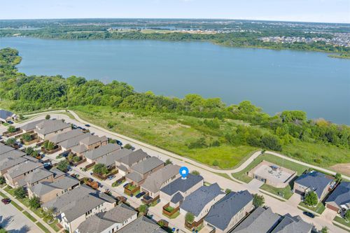 2141 Olivereta Dr, Little Elm, TX, 75068-1340 | Card Image