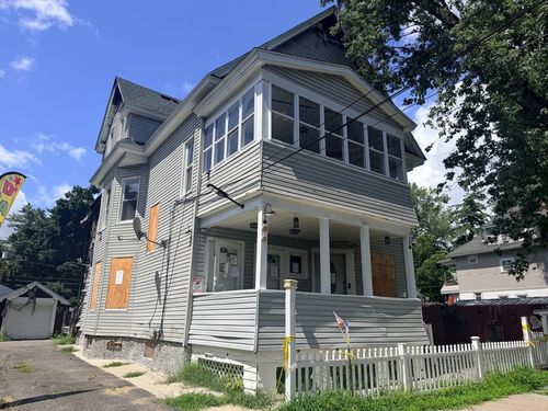32-30-32 Ruskin St, Springfield, MA, 01108-3420 | Card Image