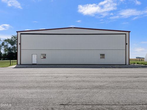 305 Airport Rd, Carrington, ND, 58421 | Card Image