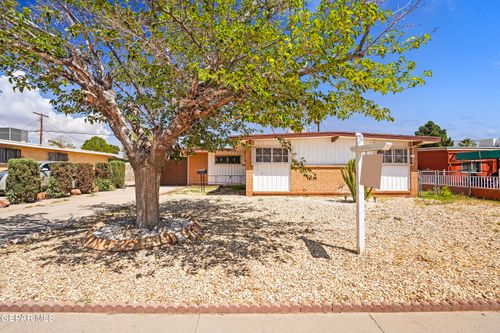 5113 Jerry Dr, El Paso, TX, 79924-5819 | Card Image