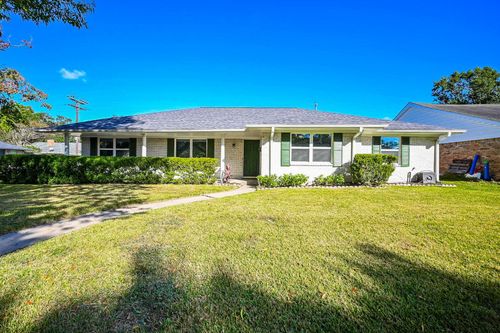 5438 Jackwood St, Houston, TX, 77096-1231 | Card Image