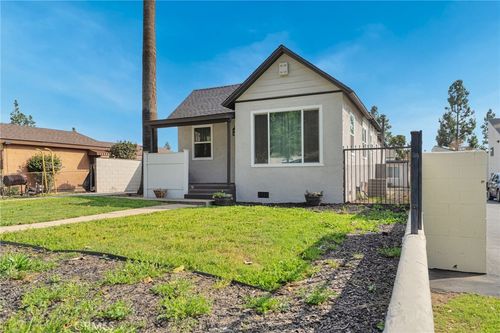 70 W Claremont St, Pasadena, CA, 91103-2592 | Card Image