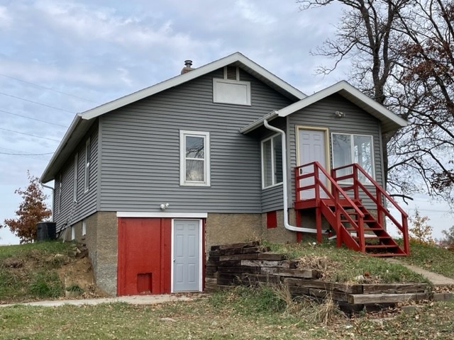 Geneva Ave, Newton, IA 50208
