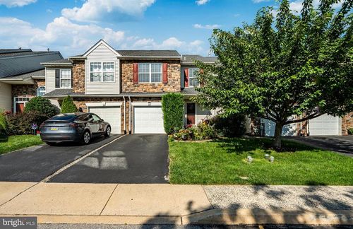 817 Rosehill Dr, KING OF PRUSSIA, PA, 19406-1787 | Card Image
